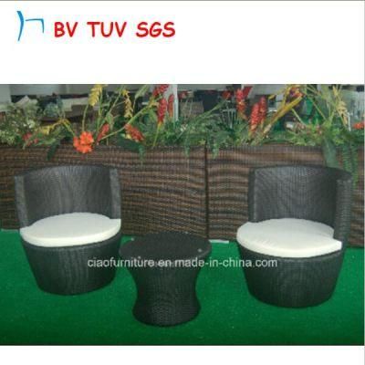 UV Proof Outdoor Furniture Coffee Table with Chairs