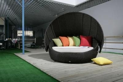 Modern Double Darwin Customized Garden Daybed Round Outdoor Lounge Bed