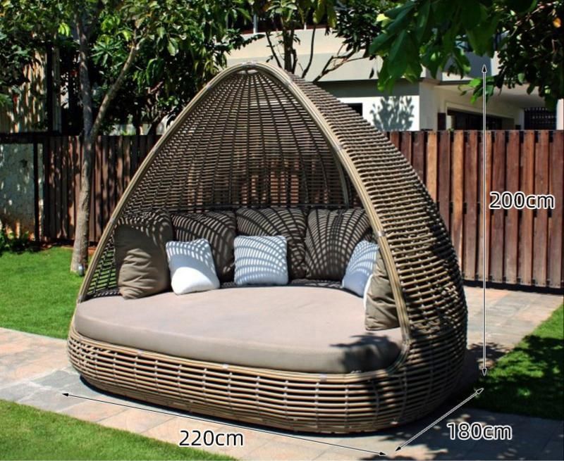 Rattan Woven Outdoor Bed with Canopy Leisure Courtyard Sun Bed Outdoor Garden Lounge Chair Balcony Swimming Pool Beach Bed Furniture