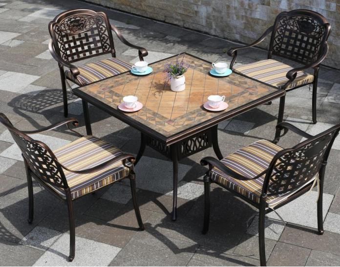 Die Cast Aluminum Frame Table Wooden Carved Top Square Dining Table Waterproof Outdoor Table for Garden
