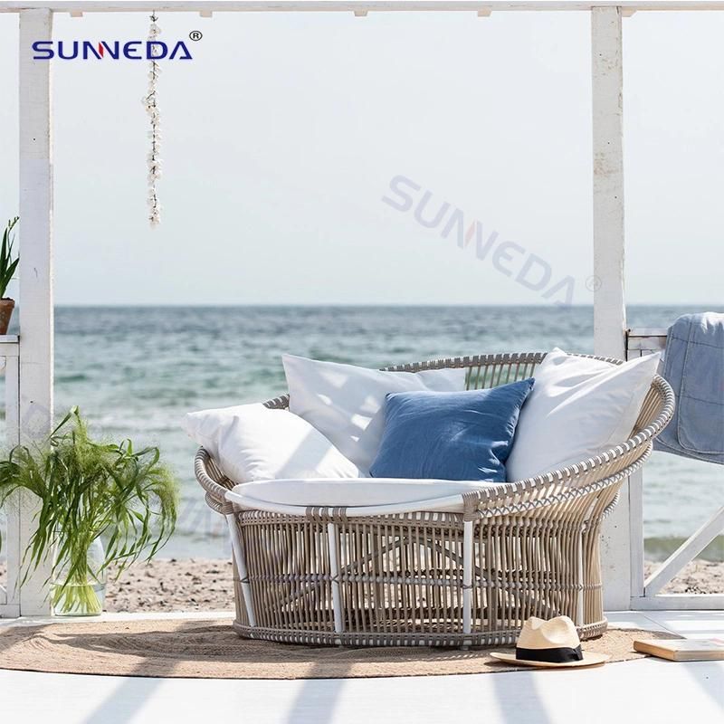 Sun Room Modern Luxury Daybed Poolside Sunlounge
