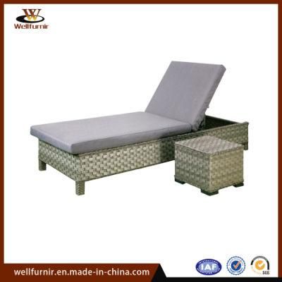 2018 Well Furnir Wicker Outdoor Chaise Lounge with Table (WF063099)