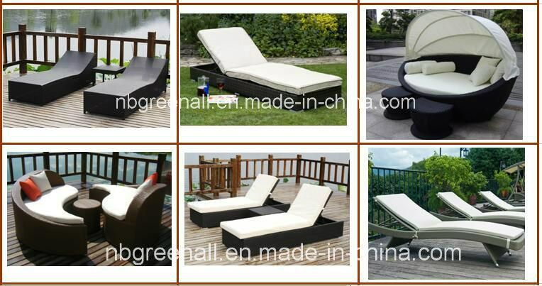 Outdoor Garden Rattan Patio High Back Wicker Bed