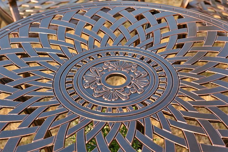 High Quality Die Casting Aluminum Housing Products with Round Table and 4 Detachable Chair