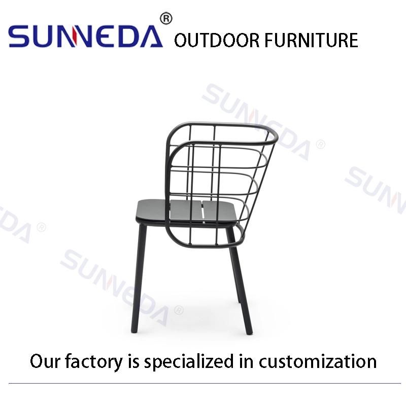 Beautiful Alu Frame Long Soft Cushion Metal Frame Sun Chair Set